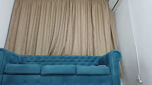 BLOND GOD online show from February 15, 5:21 pm