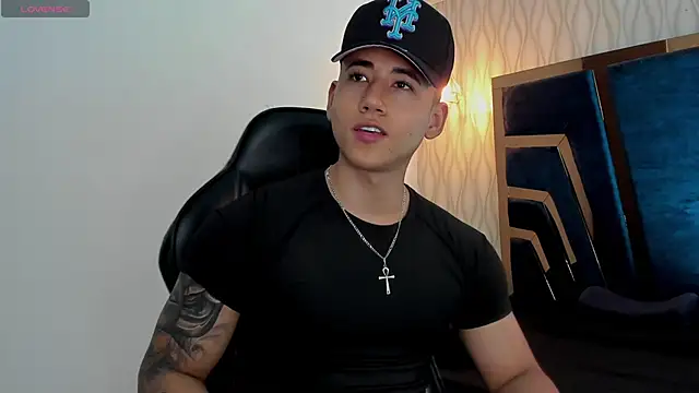 Draven Marceaux online show from February 21, 11:44 am