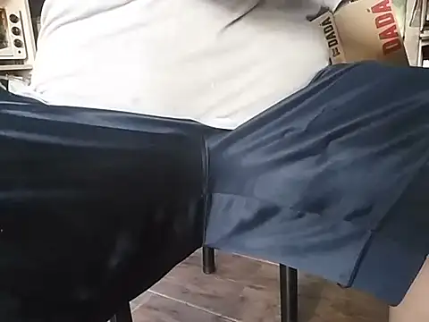 BabyBearMilk online show from February 17, 8:52 pm