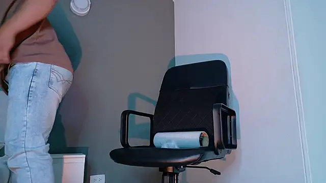 MrFox   online show from September 15, 7:26 pm