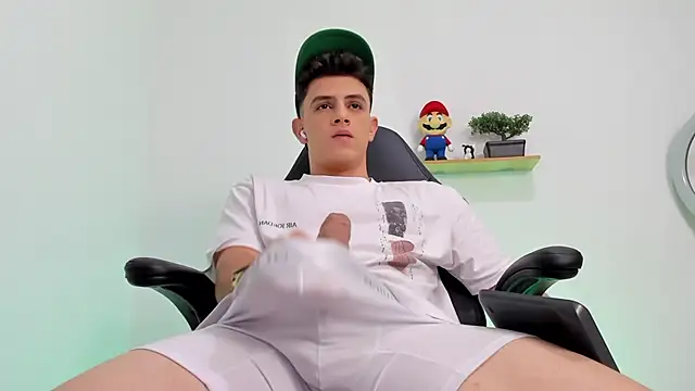 Mikecooper online show from October 17, 2:37 am