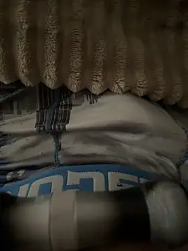 dzpieds online show from March 17, 1:57 pm