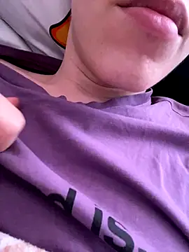 Yammy AssHole online show from October 30, 8:05 am