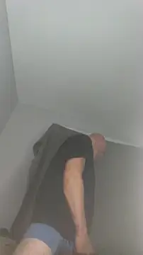 Snapshot of Bulbasaurisme chatting on October 16, 2:19 am Bulbasaurisme online show from October 16, 2:19 am