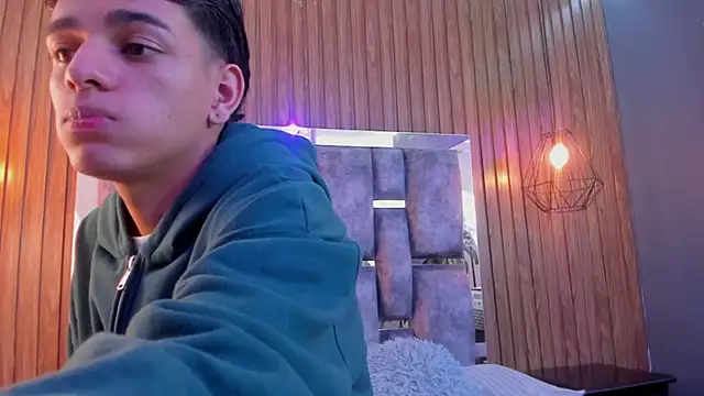 owen  johnson online show from November 27, 12:20 pm