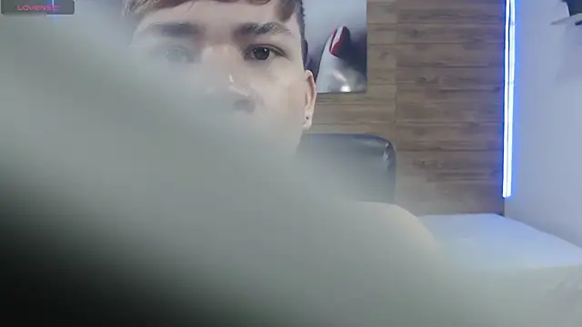 nathanclay online show from March 14, 3:57 am