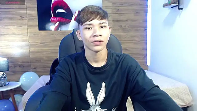 Snapshot of nathanclay chatting on October 9, 3:44 am nathanclay online show from October 9, 3:44 am