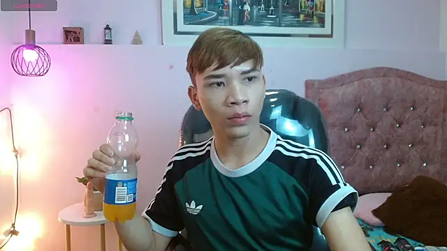 nathanclay online show from November 12, 2:50 am