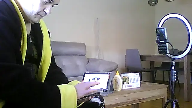 geli45 online show from March 22, 4:01 pm