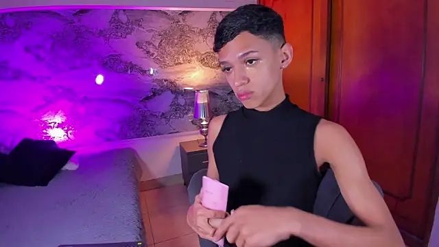 BILLY JAMEES online show from April 17, 12:19 pm