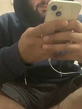 amitsharma7868 online show from November 26, 3:48 pm