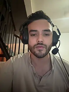 acmello83 online show from April 10, 8:16 pm