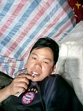 DungLuongg online show from March 13, 1:08 pm