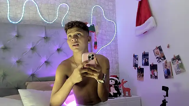 Lucien Gray  online show from December 5, 6:53 am