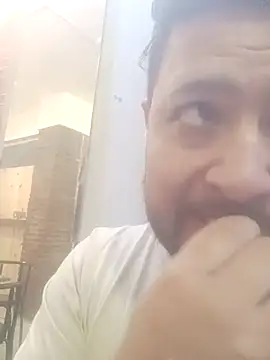 facha28 online show from December 20, 5:53 pm