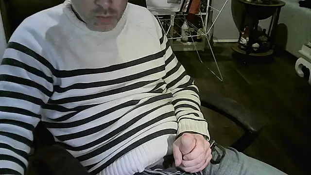 Chrisprngr online show from October 27, 5:26 pm