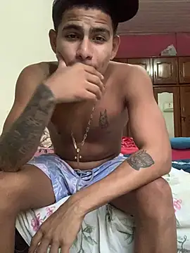 Novindot23cm online show from May 11, 9:01 pm
