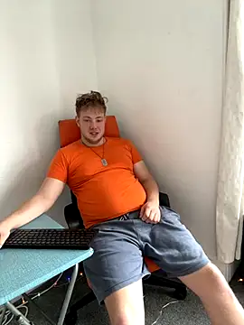 yourmaster2025 online show from September 10, 2:16 pm