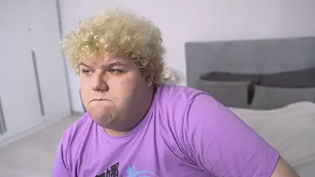 Riven Miller online show from September 13, 9:05 pm