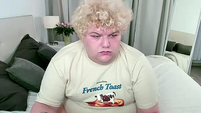 Riven Miller online show from September 12, 8:31 pm