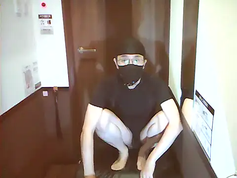 Snapshot of kirishiman1104 chatting on October 2, 12:36 am kirishiman1104 online show from October 2, 12:36 am