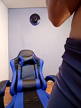 jhonny thes28 online show from February 12, 9:54 pm