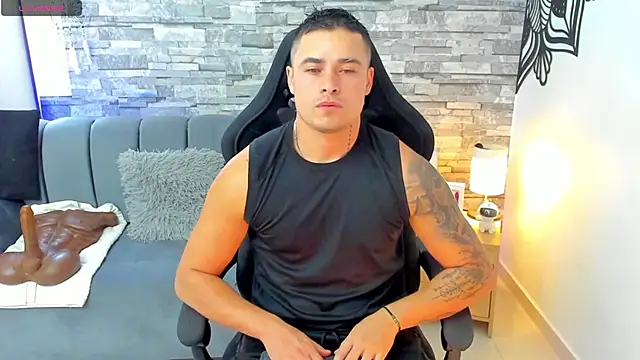 connorsmiith online show from September 23, 12:15 pm