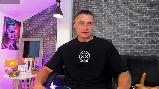 connorsmiith online show from September 17, 11:55 am