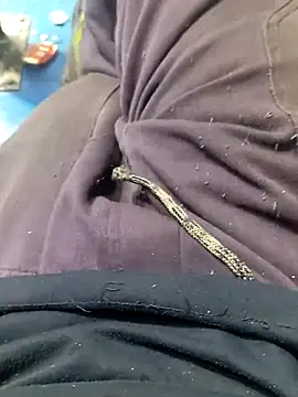 Snapshot of safadinhoo007 chatting on October 29, 2:36 am safadinhoo007 online show from October 29, 2:36 am