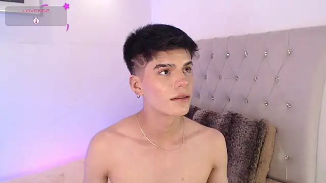 Dulcey  online show from November 9, 4:49 am