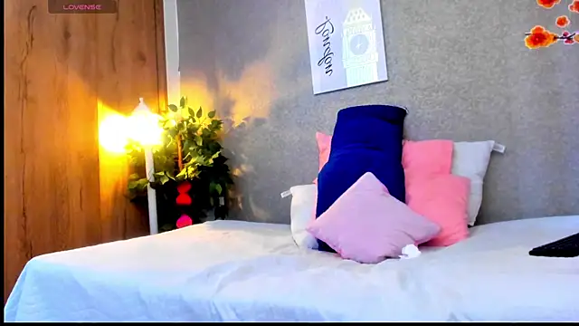 battistaturner online show from September 9, 5:56 pm