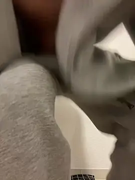 Yuma0718 online show from March 8, 9:35 am