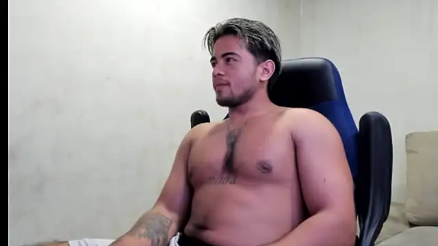 Snapshot of Bellion_grant chatting on October 21, 10:34 pm Bellion grant online show from October 21, 10:34 pm