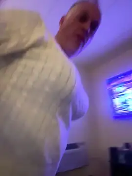 Tammyhoney1970 online show from October 17, 2:37 am