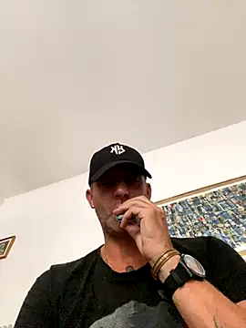 Snapshot of Maurinho3005 chatting on September 13, 6:58 am Maurinho3005 online show from September 13, 6:58 am