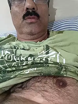 moonflower25 online show from October 30, 10:55 pm