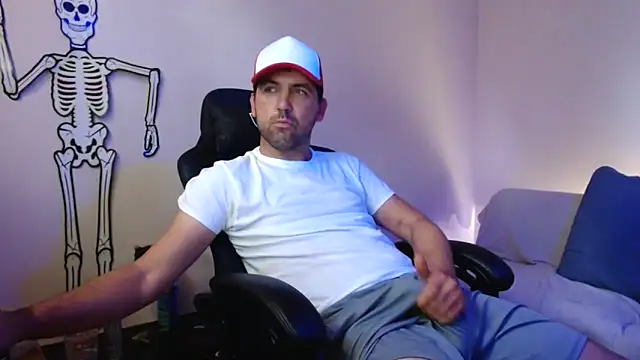 TypicalDepot5 online show from November 18, 4:44 pm