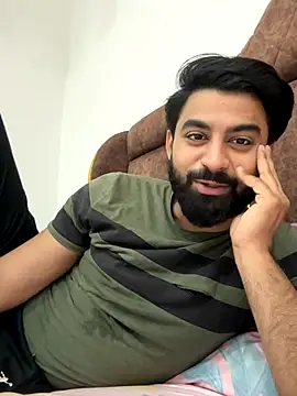 hottestboy03 online show from November 6, 5:21 am