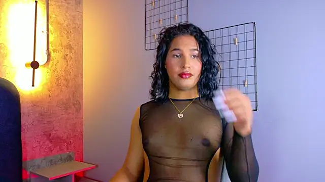 isabellaho1317 online show from October 25, 9:05 pm