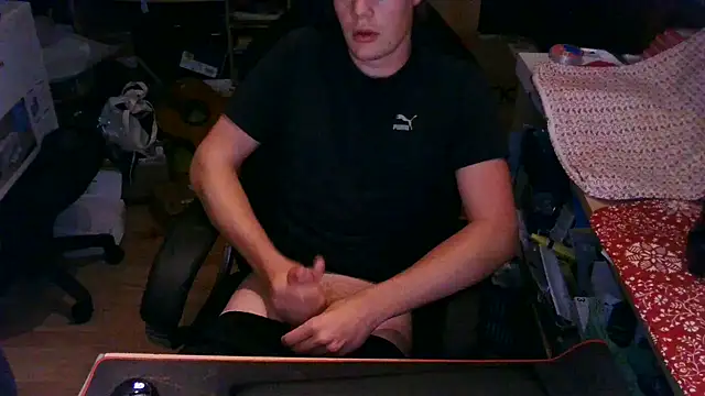 Snapshot of fuckFlo_1 chatting on September 22, 7:35 pm fuckFlo 1 online show from September 22, 7:35 pm