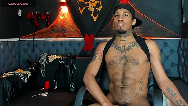 Snapshot of DIEGO_WICKED chatting on October 23, 12:52 pm DIEGO WICKED online show from October 23, 12:52 pm