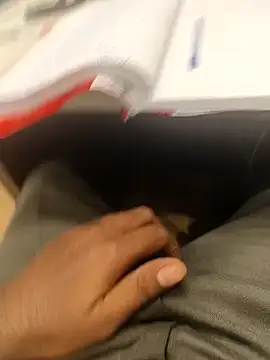 hotboy43339 online show from October 8, 10:19 am