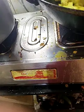 hotboy43339 online show from October 4, 4:17 am