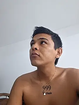 Snapshot of angelss_666 chatting on October 4, 9:25 am angelss 666 online show from October 4, 9:25 am