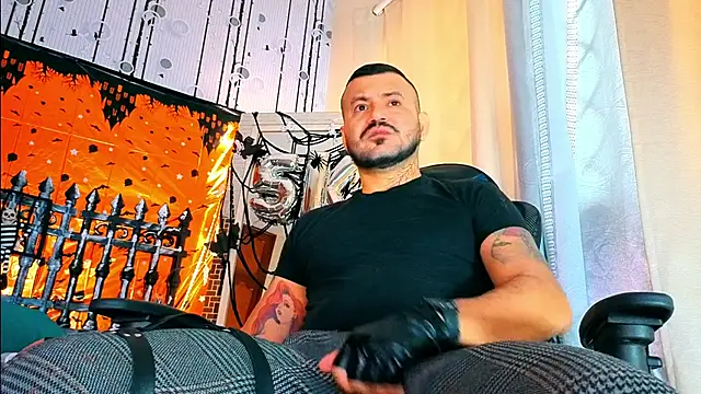 AlphaDrip online show from October 30, 12:28 pm