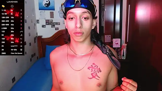 DannyPhantom555 online show from November 14, 9:38 pm