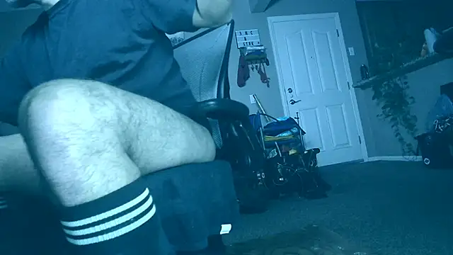 LeeCox online show from December 7, 8:44 am