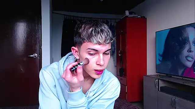 john vichenso online show from December 15, 9:34 pm