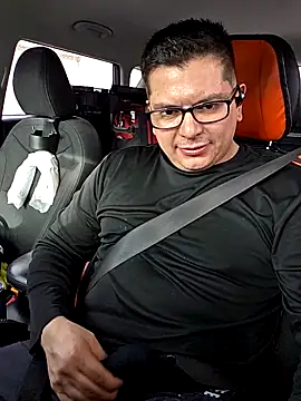 Snapshot of lucho8690 chatting on September 18, 9:39 pm lucho8690 online show from September 18, 9:39 pm