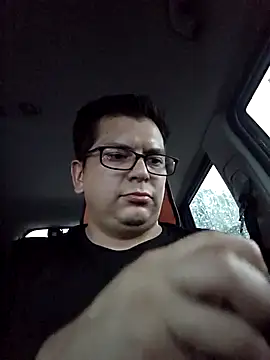 Snapshot of lucho8690 chatting on September 8, 9:14 pm lucho8690 online show from September 8, 9:14 pm